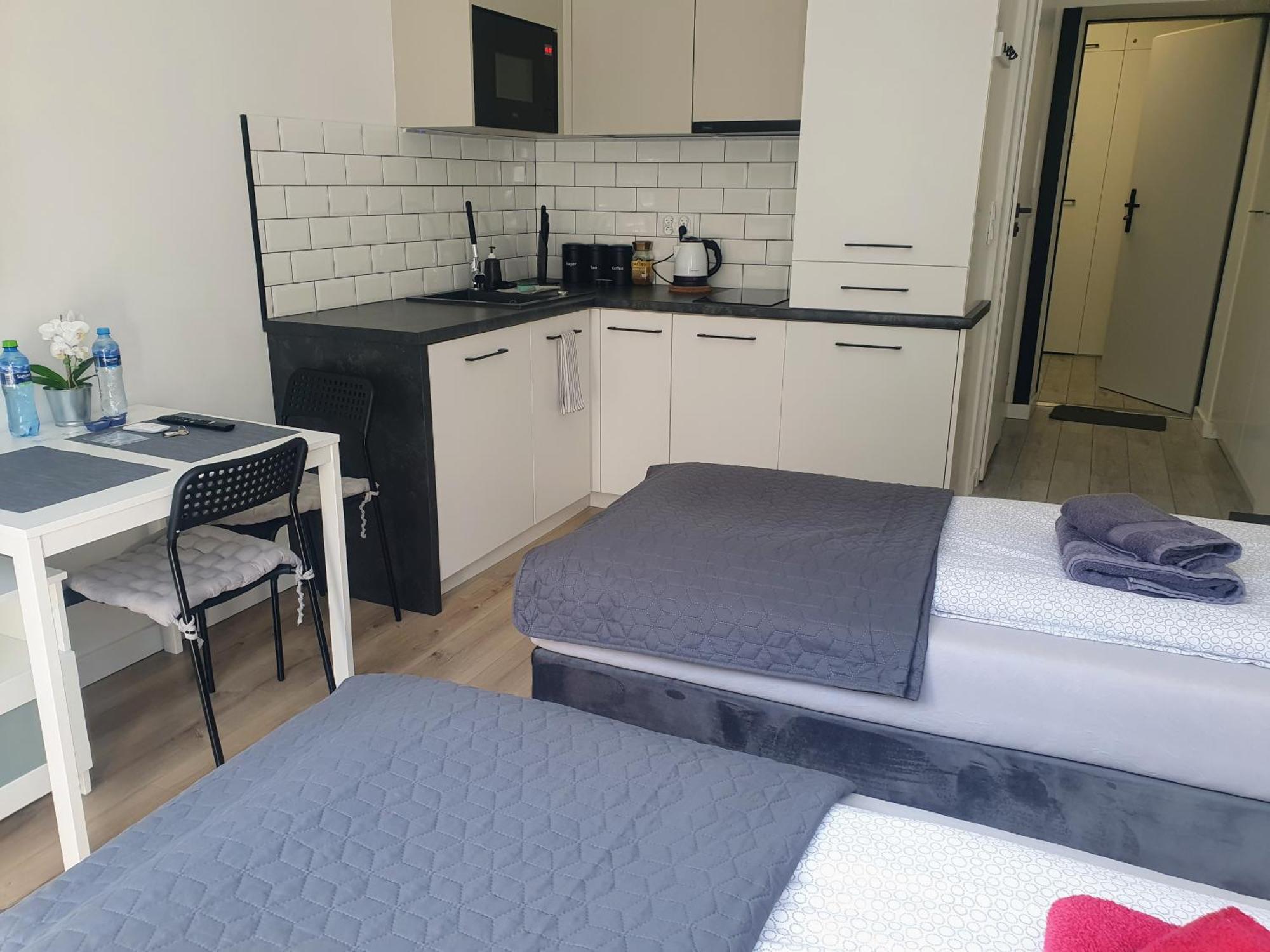 Apartamenty U Portera W Centrum Гдиня Стая снимка